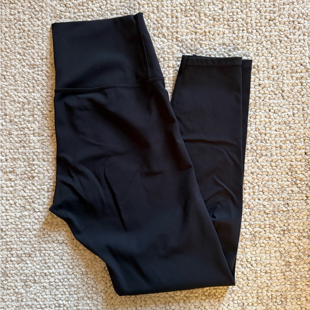 Everlane Black Perform Leggings Size Small